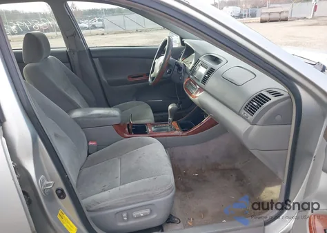 2004 Toyota Camry Xle from USA, damaged, VIN 4T1BE30K54U345905